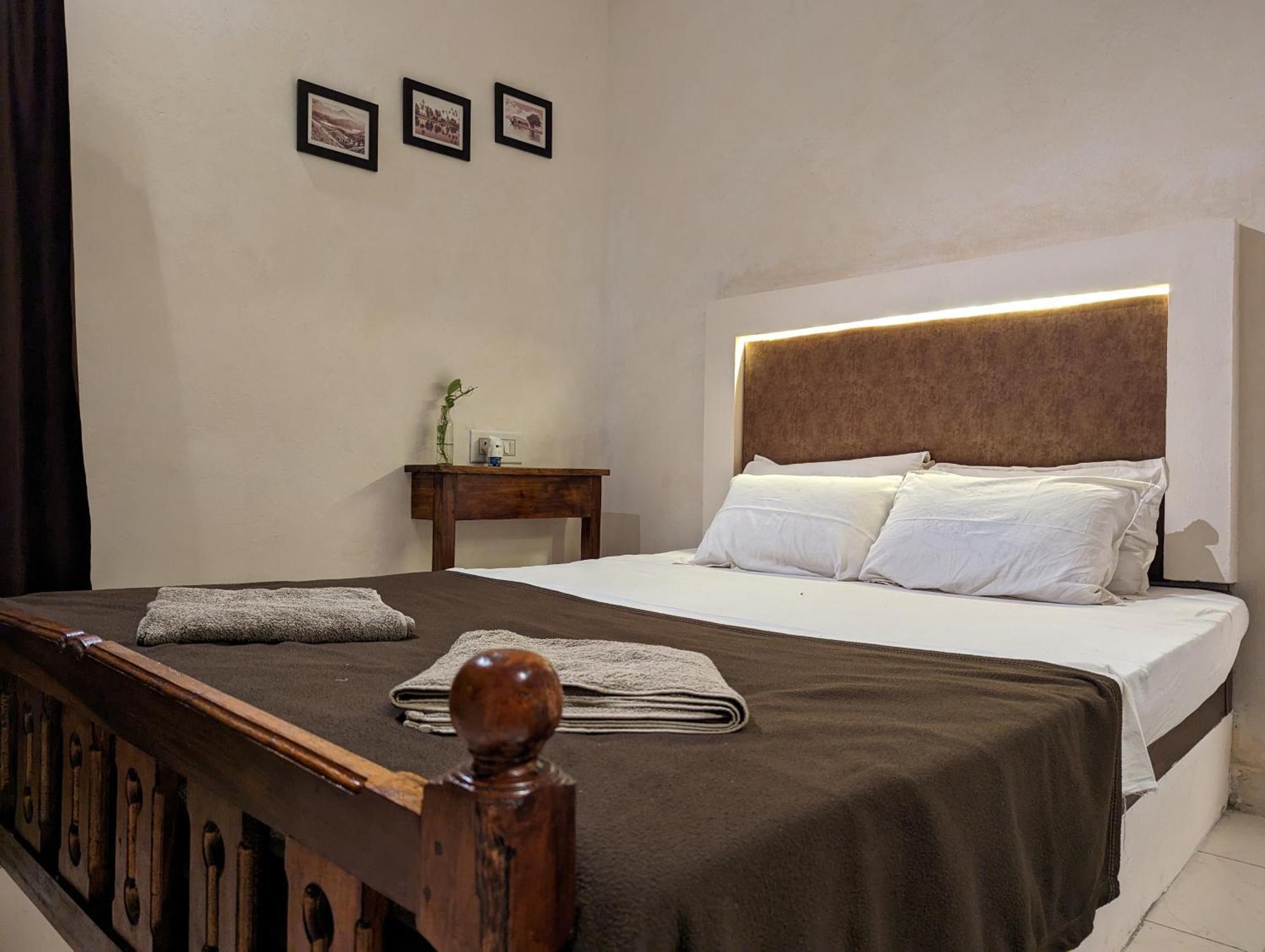 Satta Beach Deluxe Varkala Phòng bức ảnh